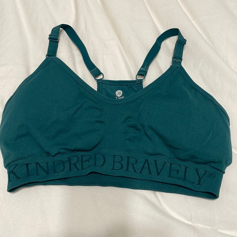 Kindred Bravely pumping/nursing sports bra